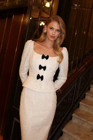 Кружевной топ с бантиками