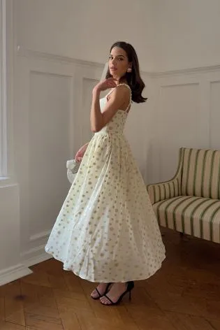 Платье-миди из шифона на бретелях и с рельефами на корсете