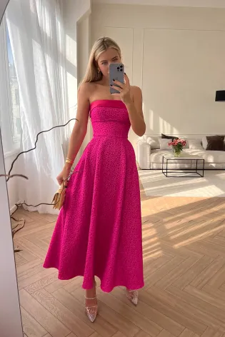 Платье-миди из жаккарда с атласным отворотом