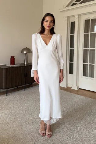 Платье-миди по фигуре с кружевом