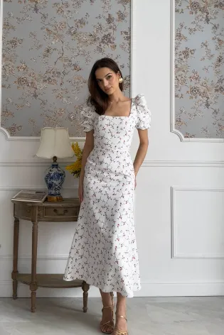 Платье-миди с квадратным вырезом и юбкой годе