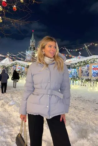 Куртка пуховая с поясом