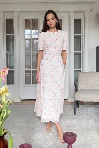 Платье-миди с юбкой-солнце и коротким рукавом