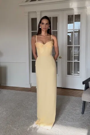 Платье- макси со складками на чашках