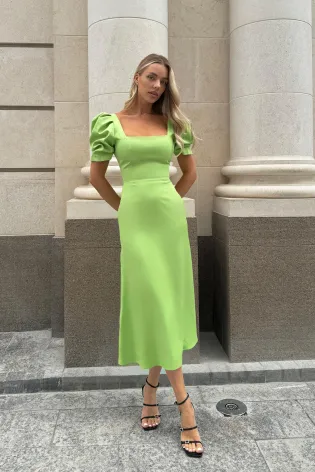 Платье-миди с квадратным вырезом и юбкой годе