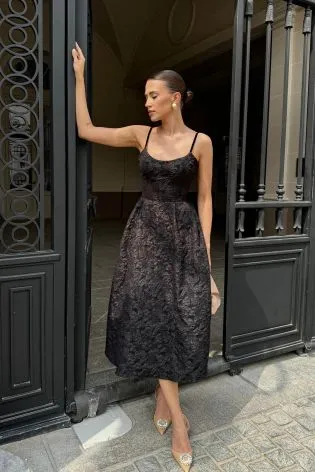 Платье-бюстье на фигурном корсете из жаккарда