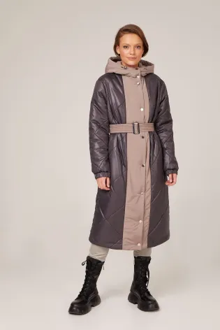 Пальто стеганое в длине миди 