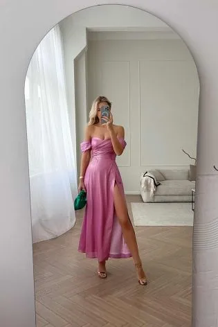 Платье-миди с асимметричной драпировкой и юбкой на запах