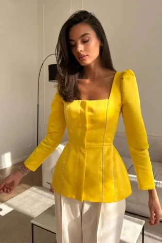 Топ из атласа с декором на рельефах