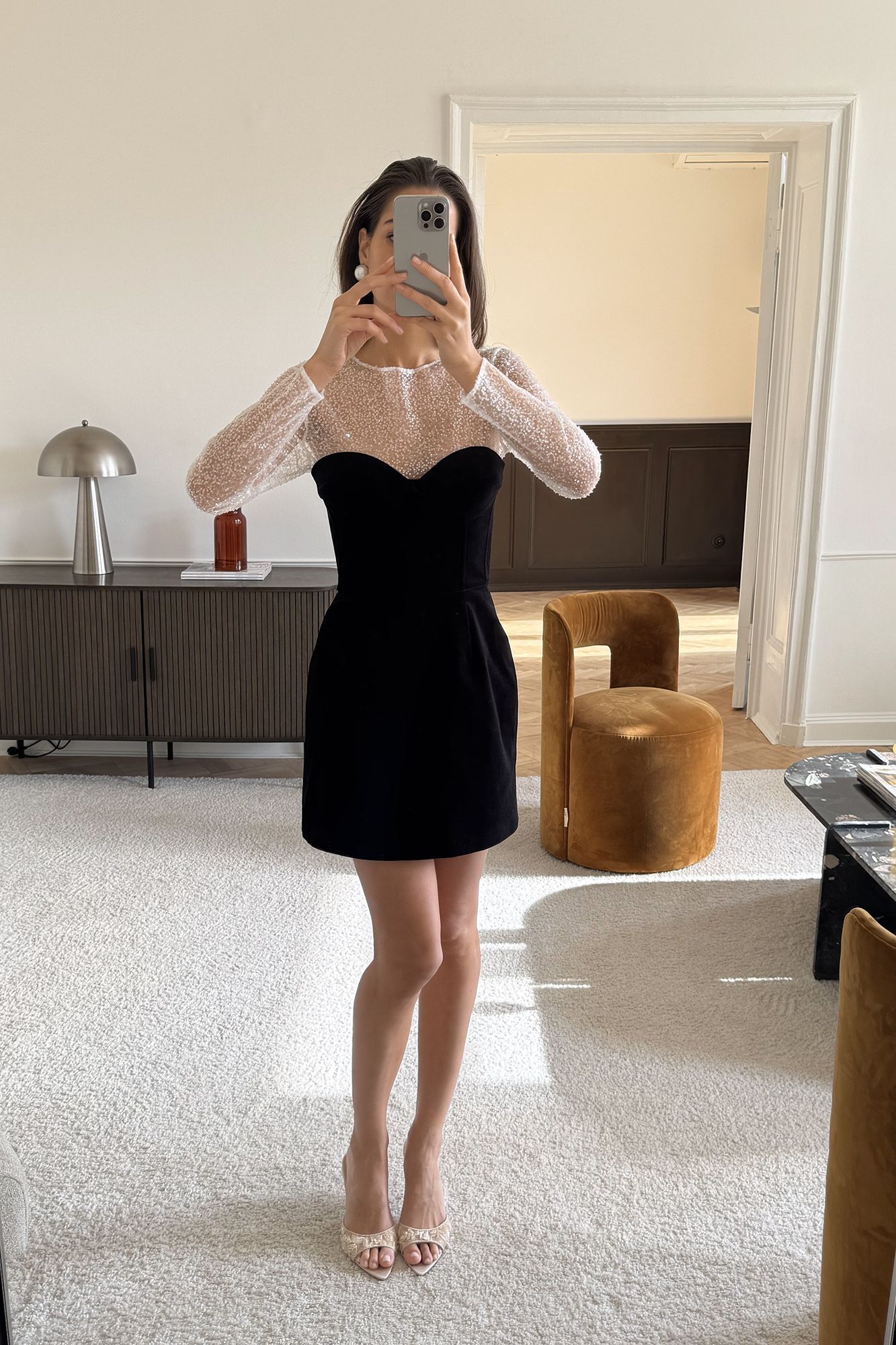 

Sample #857, Черный, Sample #857