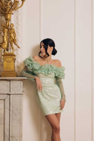 Платье-мини с длинным рукавом и сборкой "безе"