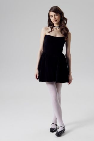 Платье-мини из бархата на рельефном корсете