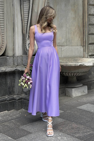 Платье-миди на бретелях с декором на лифе