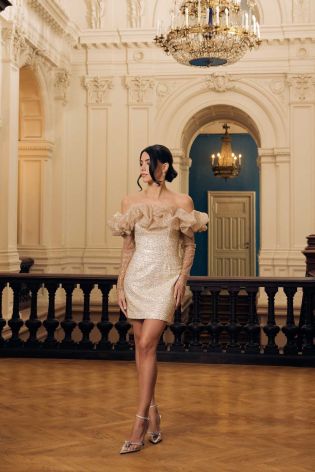 Платье-мини с длинным рукавом и сборкой "безе"