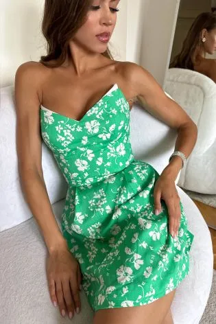 Женские зеленые вечерние платья